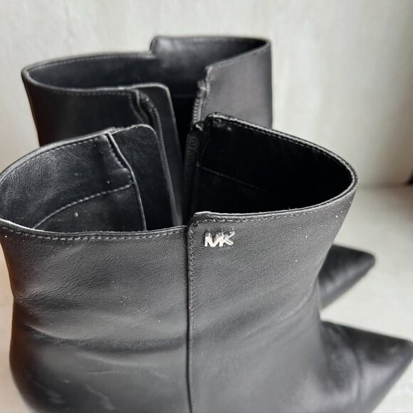 Michael Kors Blaine Heeled Booties Black Size 9.5 side zip - Picture 7 of 11